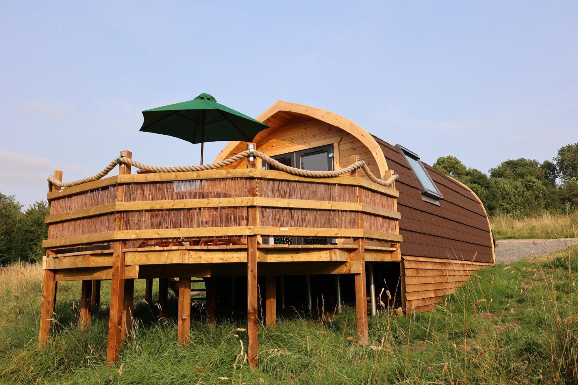 Ammonite Glamping Pod & Hot Tub Apartment Hungerton Exterior foto